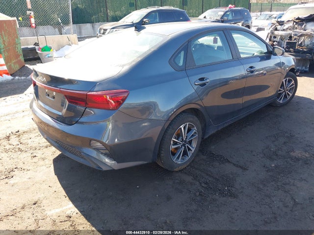 Kia Forte Lxs