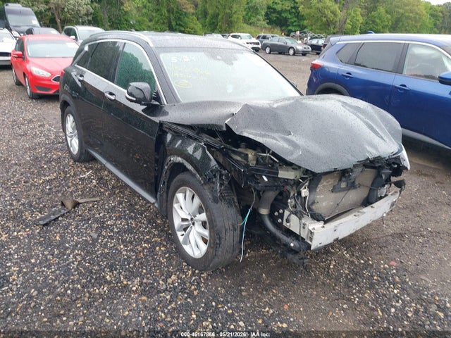 INFINITI Qx Essential