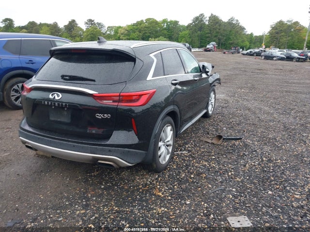 INFINITI Qx Essential