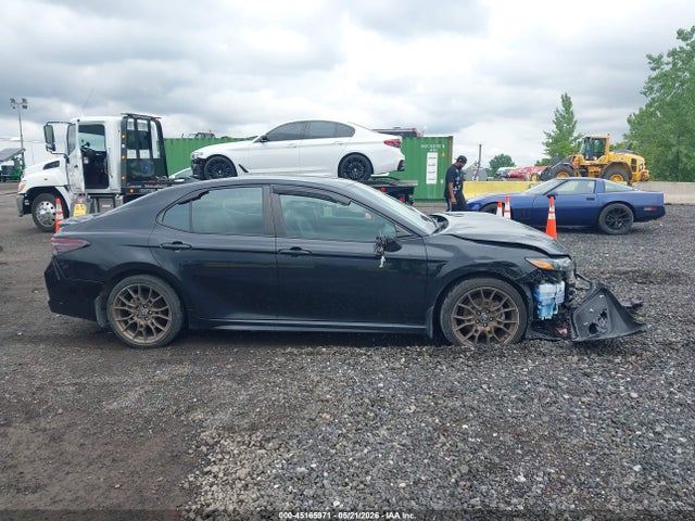 Toyota Camry Se Nightshade Edition Awd