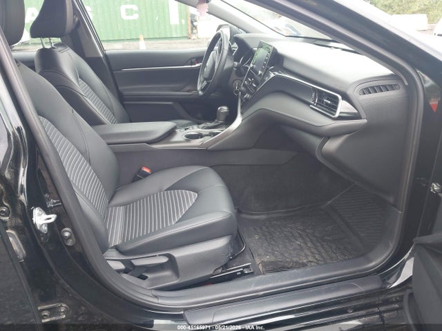 Toyota Camry Se Nightshade Edition Awd