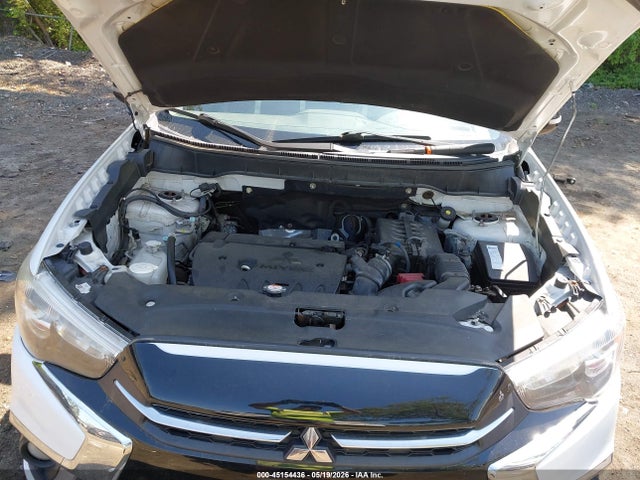 Mitsubishi Outlander 2.0 Le