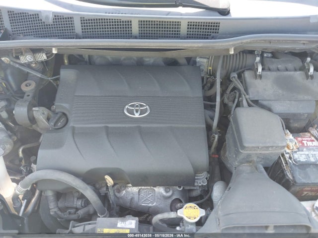 Toyota Sienna Le 7 Passenger