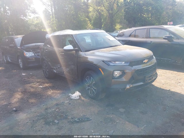 Salvage Chevrolet Trailblazer Image