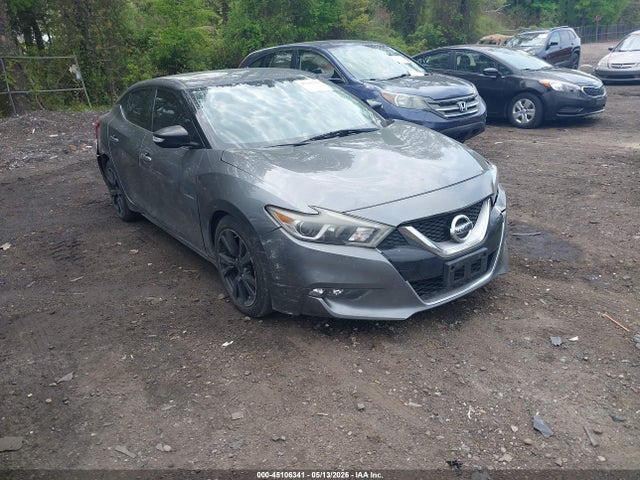 Salvage Nissan Maxima Image