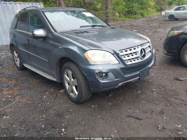 Salvage Mercedes-Benz M-Class Image