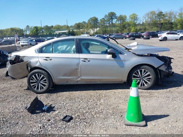 Subaru Legacy 2.5i Premium