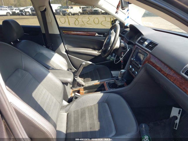 Volkswagen Passat 2.5l Sel