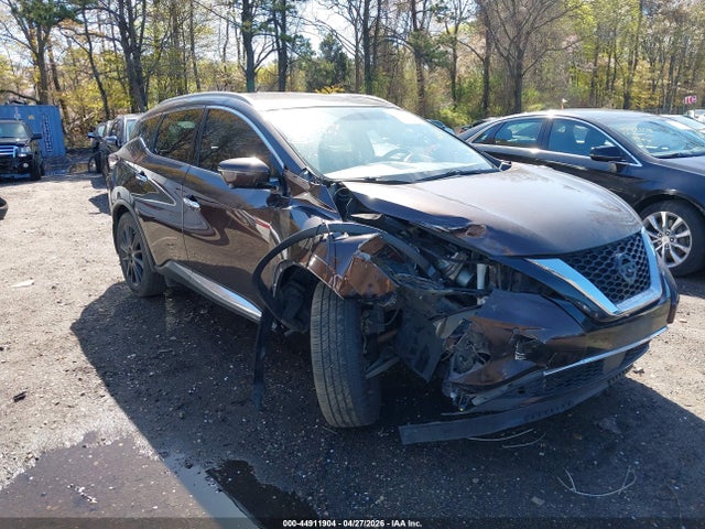 Salvage Nissan Murano Image