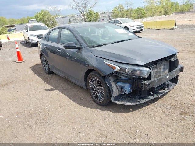 Salvage Kia Forte Image
