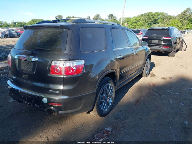 GMC Acadia Denali