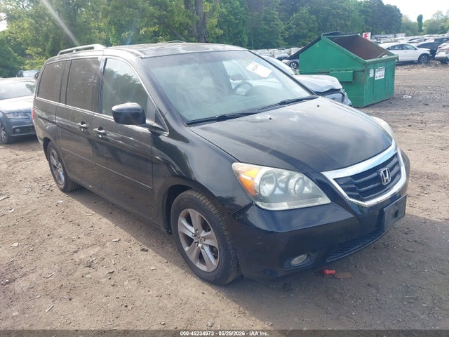 Salvage Honda Odyssey Image