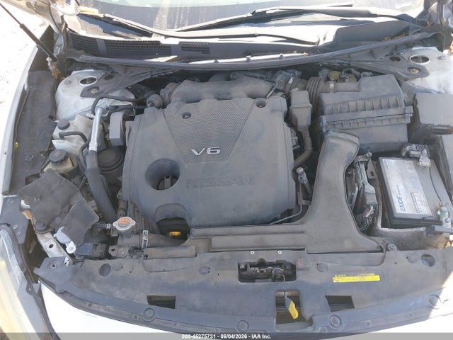 Nissan Maxima