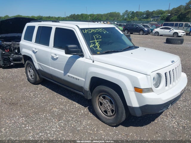 Salvage Jeep Patriot Image
