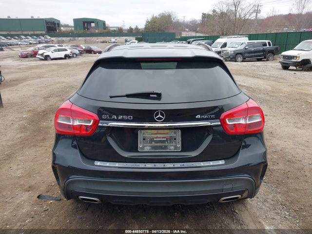 Mercedes-Benz GLA 4matic