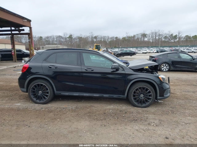 Mercedes-Benz GLA 4matic