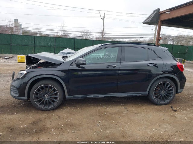 Mercedes-Benz GLA 4matic