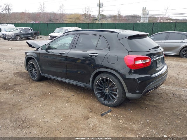 Mercedes-Benz GLA 4matic