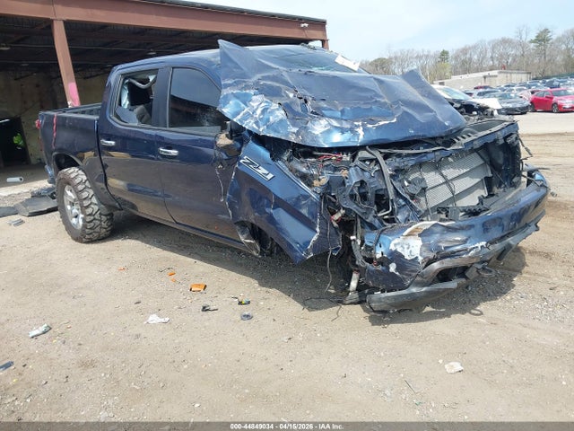Salvage Chevrolet Silverado 1500 Image