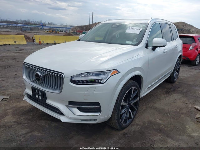 Volvo XC90 B6 Plus Bright Theme 6-seater