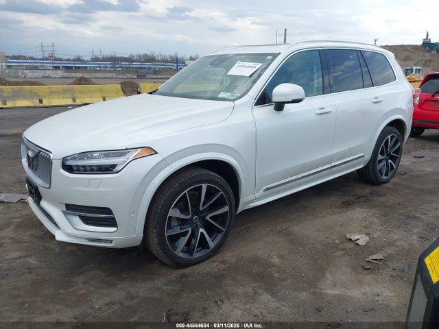 Volvo XC90 B6 Plus Bright Theme 6-seater