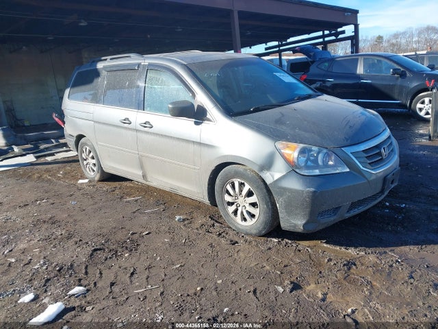 Salvage Honda Odyssey Image