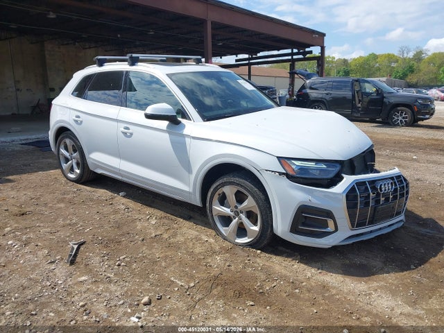Salvage Audi Q5 Image