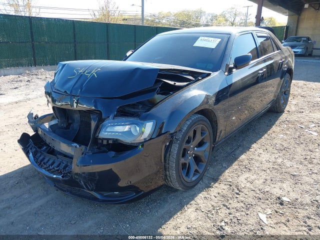 Chrysler 300 S