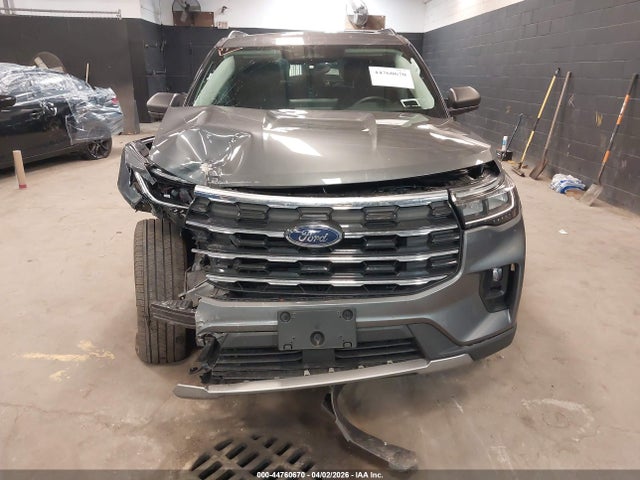Ford Explorer Active