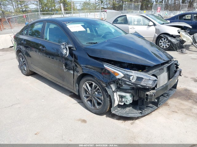 Salvage Kia Forte Image