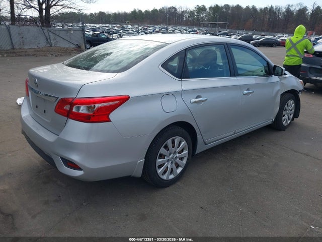 Nissan Sentra S