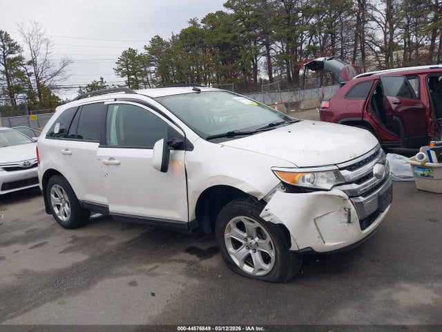 Salvage Ford Edge Image