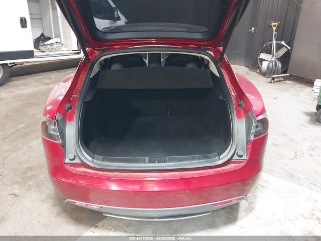 Tesla Model S P85