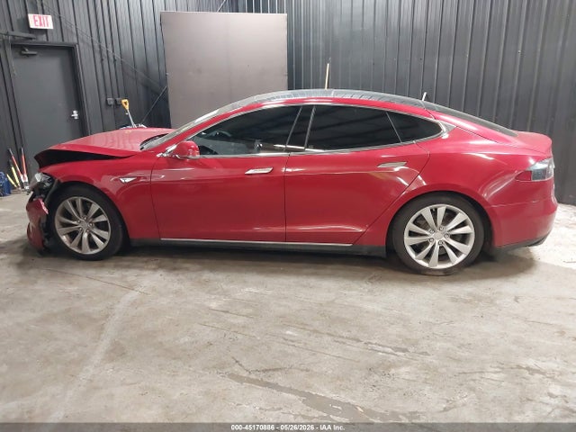 Tesla Model S P85