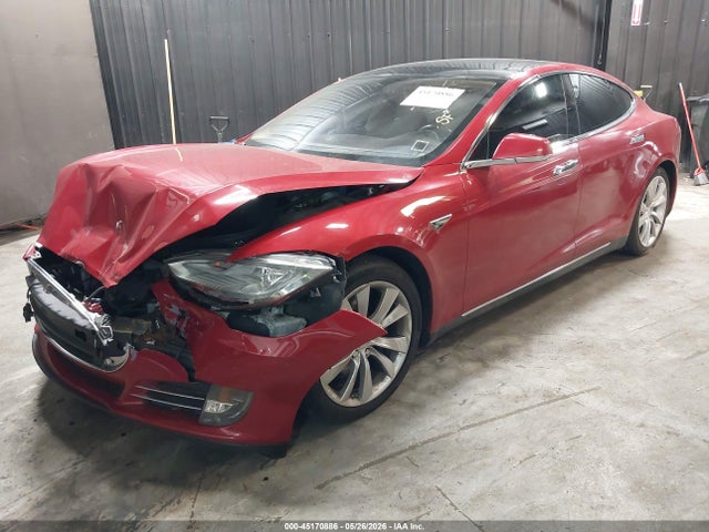 Tesla Model S P85