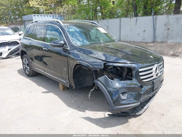 Salvage Mercedes-Benz GLB Image