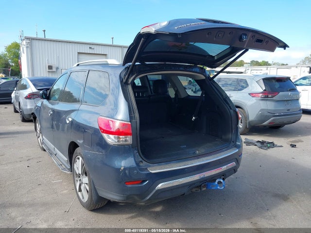 Nissan Pathfinder Platinum