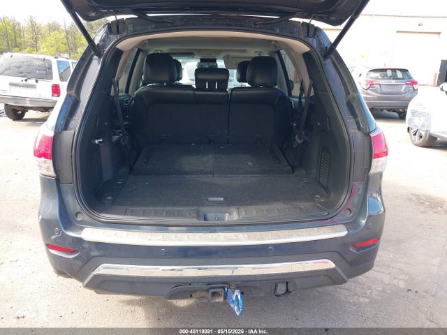 Nissan Pathfinder Platinum