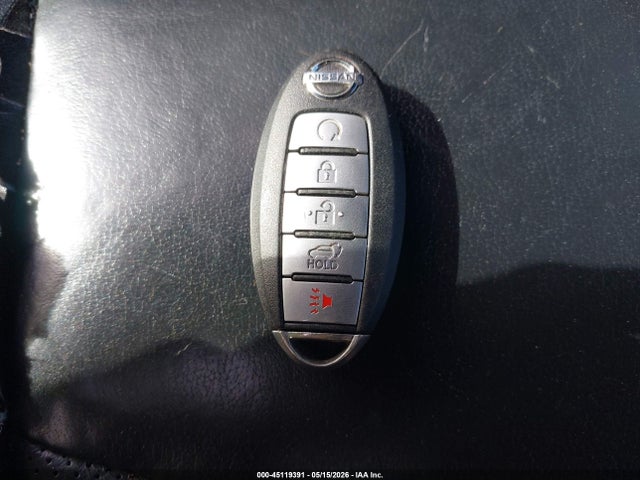 Nissan Pathfinder Platinum