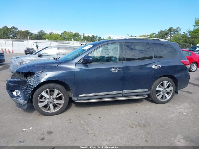 Nissan Pathfinder Platinum