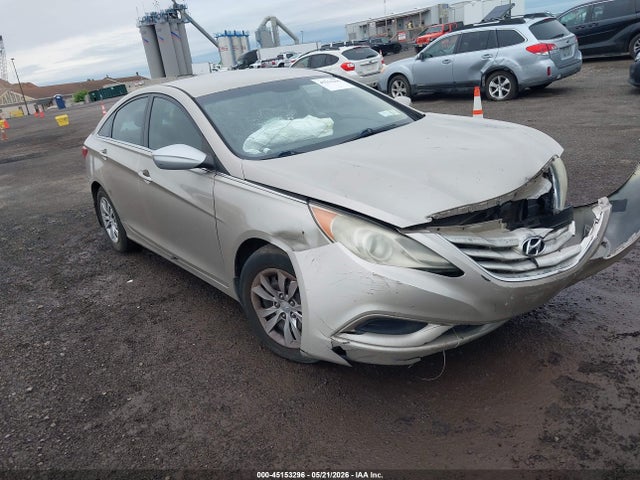 Salvage Hyundai SONATA Image
