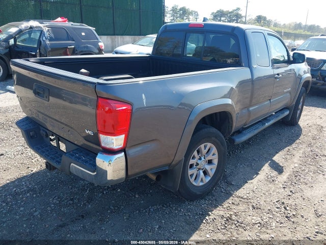 Toyota Tacoma Sr5 V6
