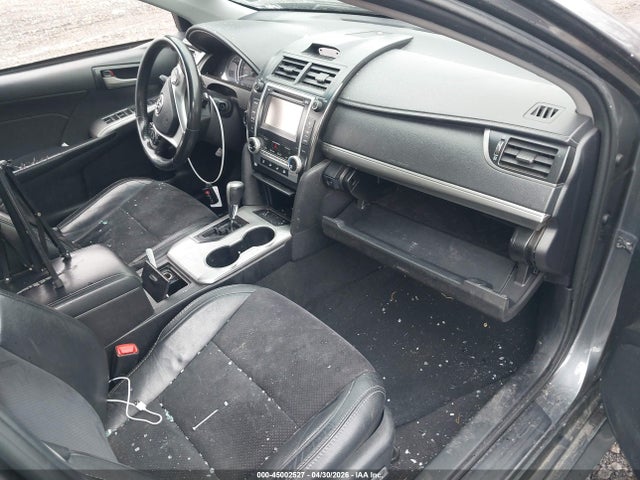 Toyota Camry Se V6