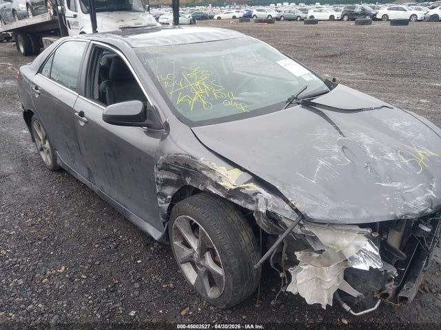 Toyota Camry Se V6
