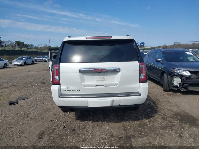 GMC Yukon Denali