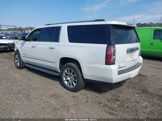 GMC Yukon Denali