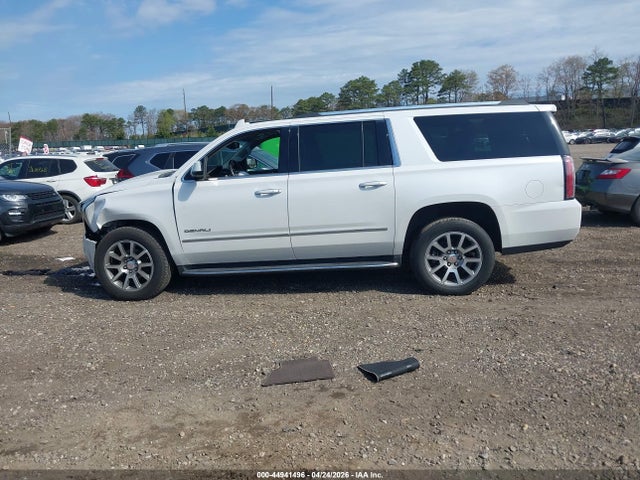 GMC Yukon Denali