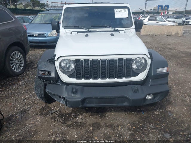 Jeep Wrangler 4-door Summit 4x4