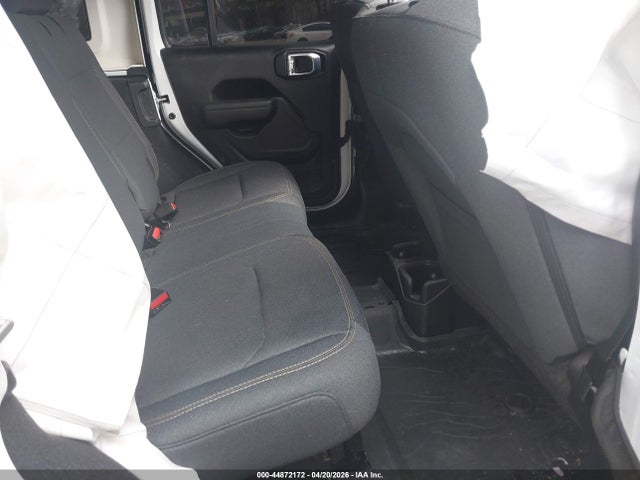 Jeep Wrangler 4-door Summit 4x4