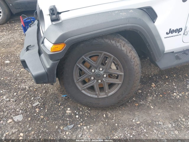 Jeep Wrangler 4-door Summit 4x4
